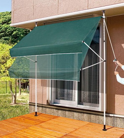 �I�[�j���O���X�N���[��